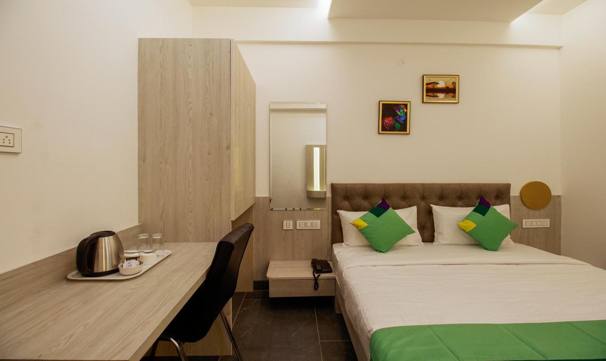 Itsy Hotels Silver Keys Kammasandra Extérieur photo