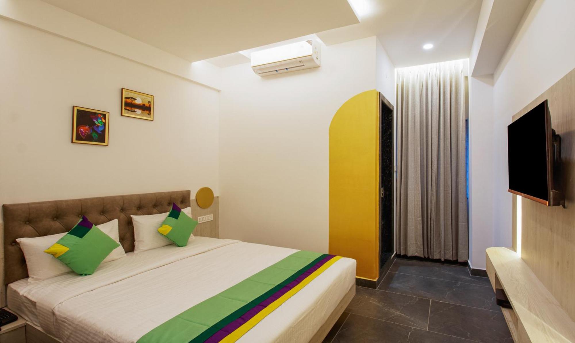 Itsy Hotels Silver Keys Kammasandra Extérieur photo